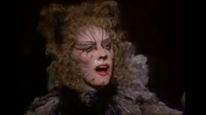 Flashback Friday: Memorable Tonys Performance From Betty Buckley and Stars of <em>Cats</em>